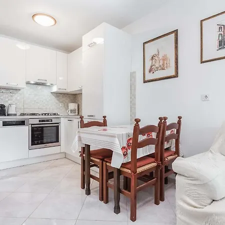 Apartment Rino, *