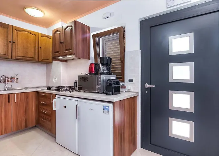 Rino, Apartman Porec