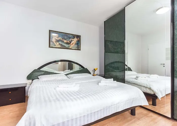 Rino, Apartman Porec